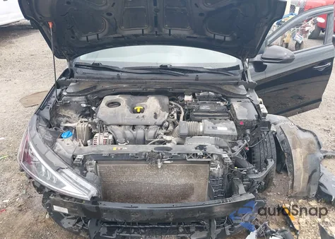 2019 Hyundai Elantra Se z USA, uszkodzony, nr VIN 5NPD74LF6KH442582